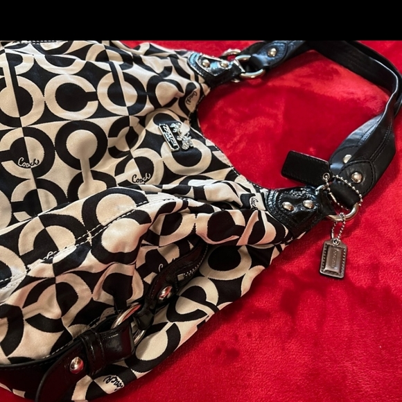 Preowned Multicolored Beautiful Coach HandBag; Medium Size; 3 Compartments, $65 - Picture 3 of 14